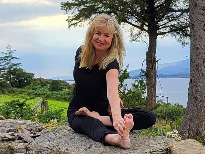 Ardha Matsyendrasana II, Studio für Iyengar Yoga, Neustadt